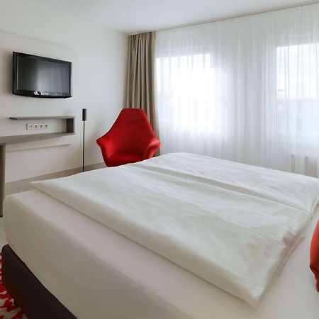 Hotel Ramada By Wyndham Dresde Exterior foto