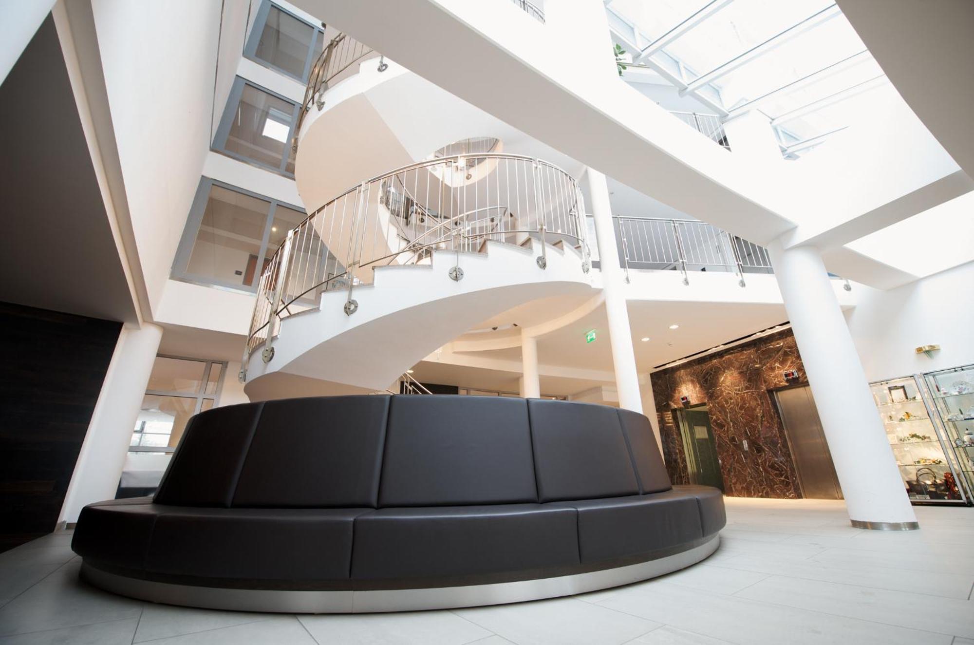 Hotel Ramada By Wyndham Dresde Exterior foto