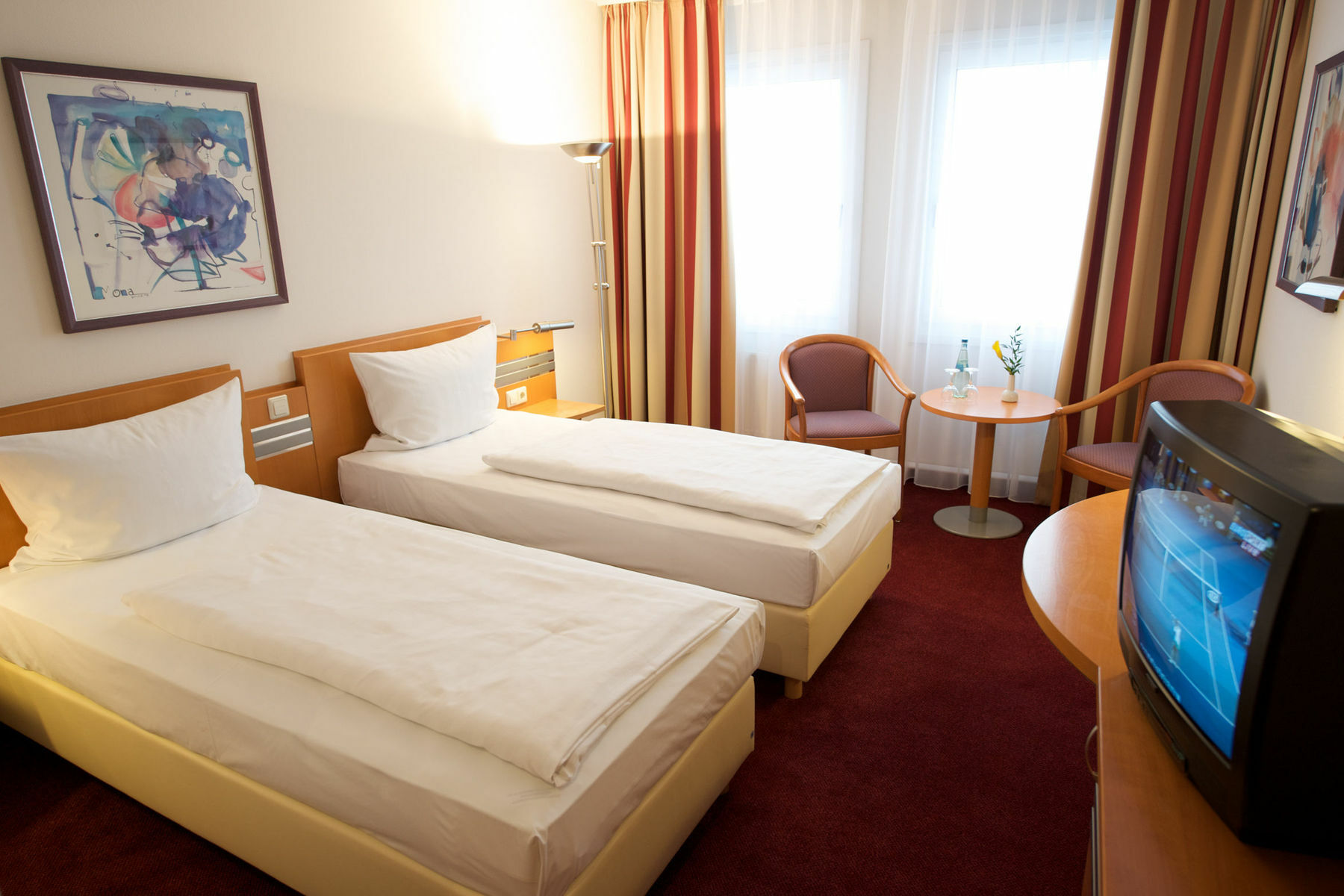 Hotel Ramada By Wyndham Dresde Exterior foto