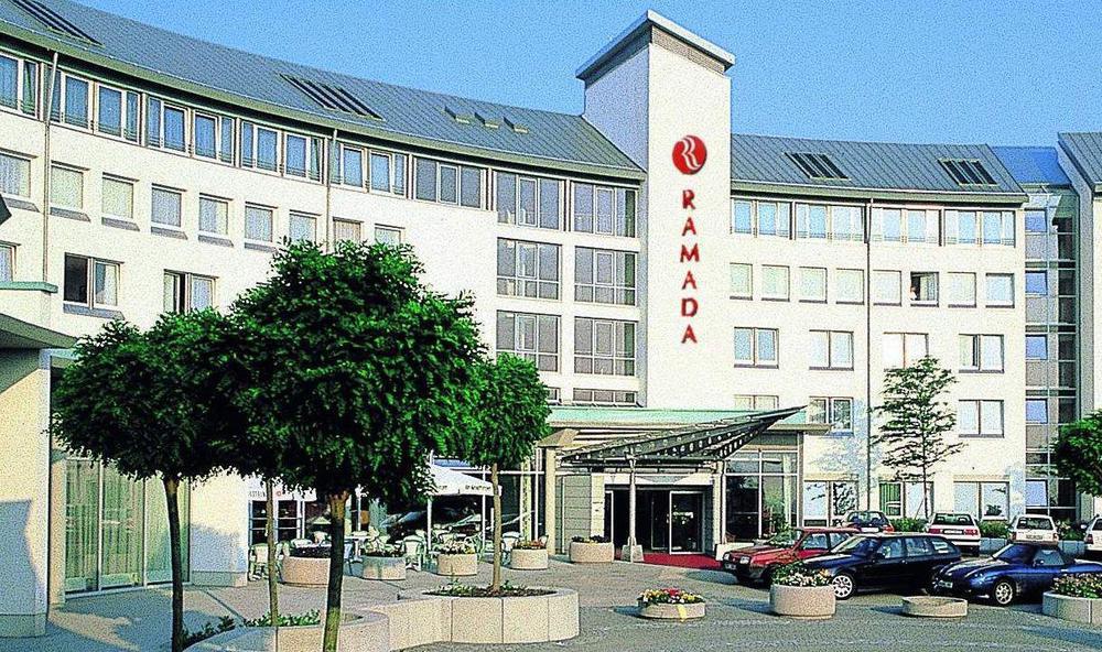 Hotel Ramada By Wyndham Dresde Exterior foto